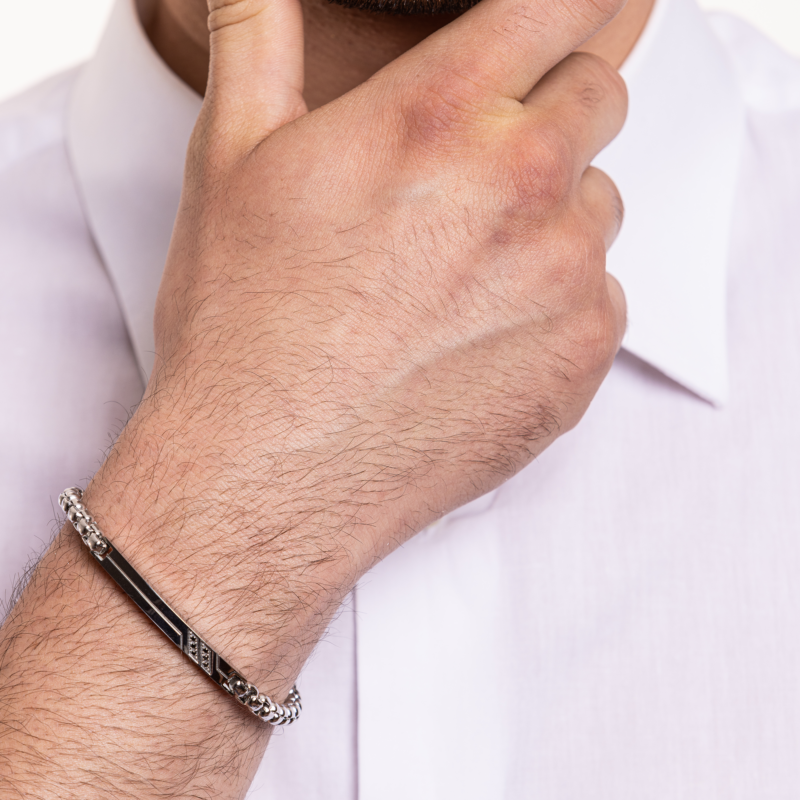 Bracciale Con Targa e Cristalli Neri - immagine 2