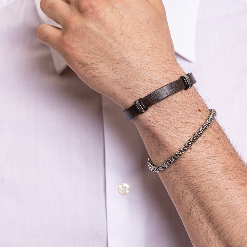 Bracciale Pelle Marrone con Dettagli Acciaio - immagine 2