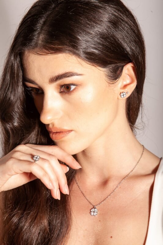 COLLANA QUADRIFOGLIO CRISTALLI - immagine 3